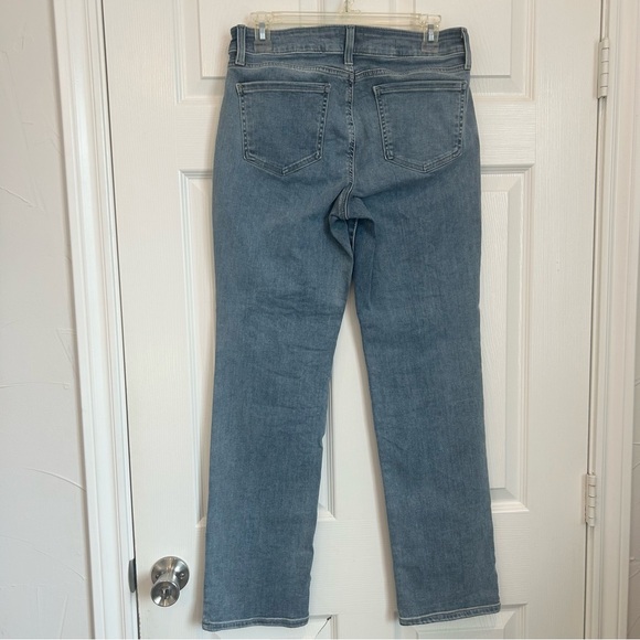 NYDJ Marilyn Straight 8P Jeans in Light Wash - Picture 8 of 11
